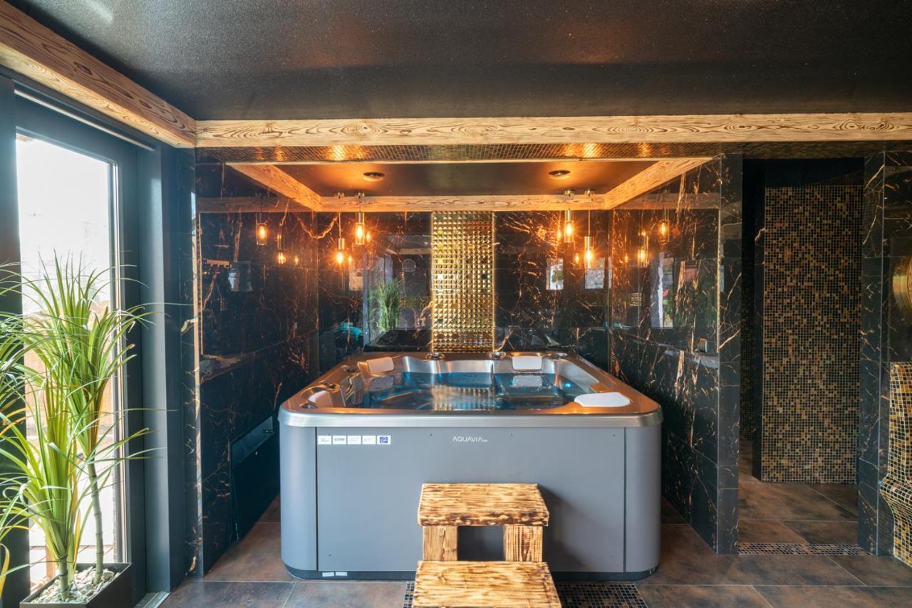 Apartamenty Wellness & Spa Cztery Pory Roku コシチェリスコ エクステリア 写真